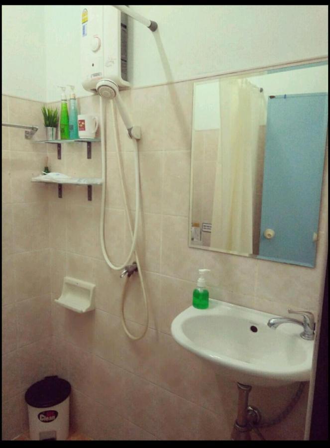 House 1 For 6 Paxs Whole House Not Share Hotel Hat Yai Buitenkant foto